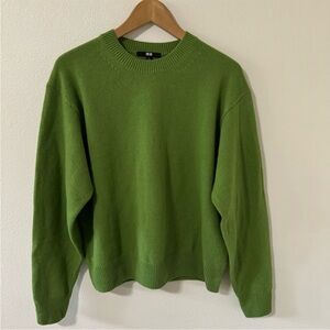 Uniqlo Wool Premium Crewneck Sweater Moss green